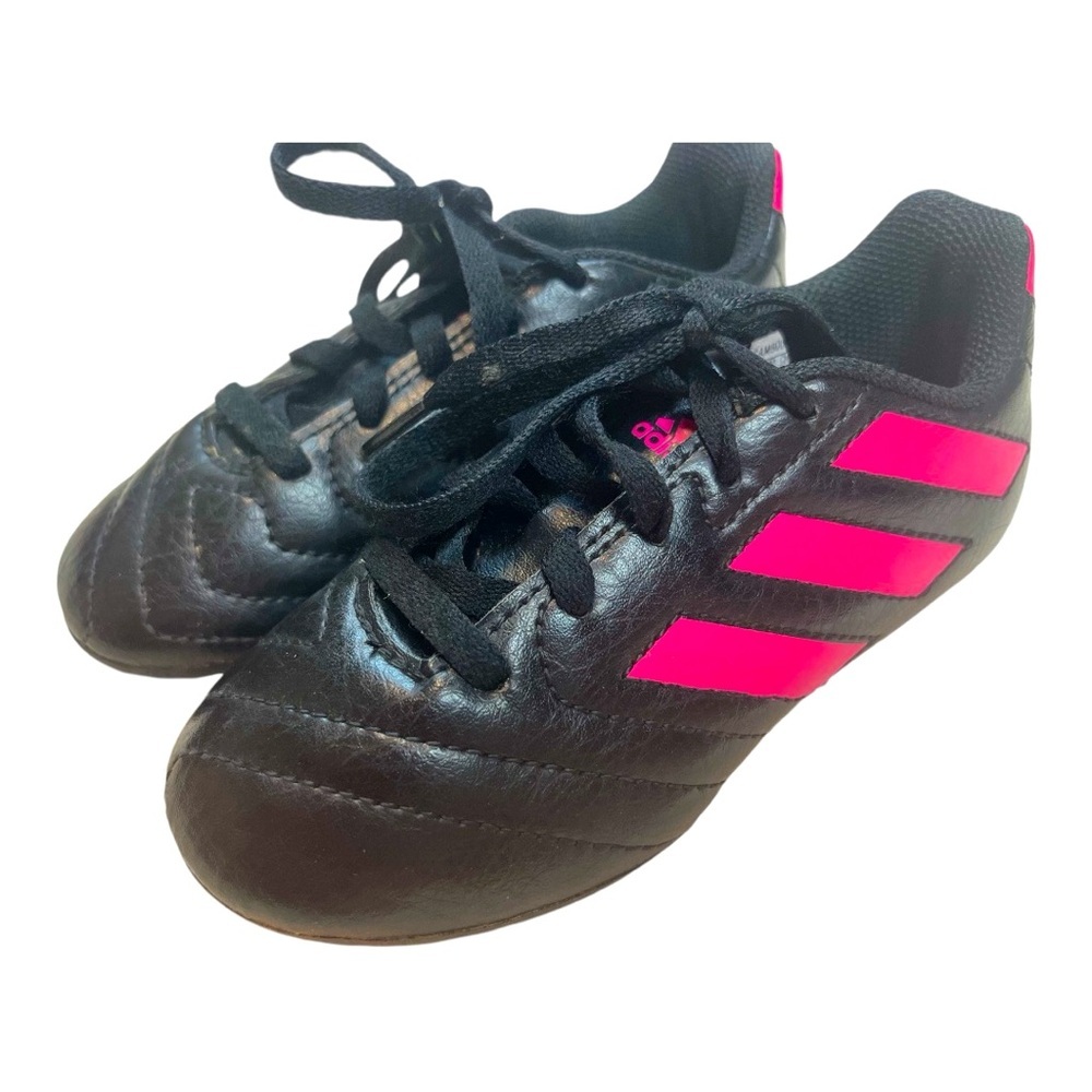 LITTLE GIRLS SOCCER CLEATS ADIDAS SIZE 10K